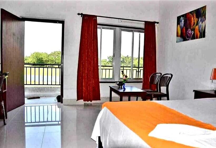 Трехместный Номер Deluxe, Spot On Kontiki Resort India