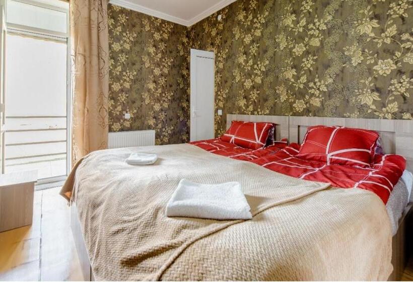 اتاق استاندارد با بالکن, Cozy Hotel Kazbegi