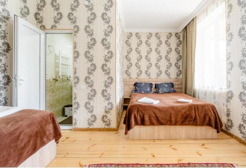 اتاق کلاسیک سه تخته, Cozy Hotel Kazbegi