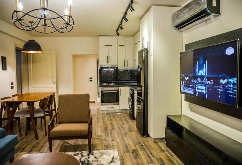 سوئیت با تخت بزرگ, Sunny Lakes Resort , Revira Plus Apartment