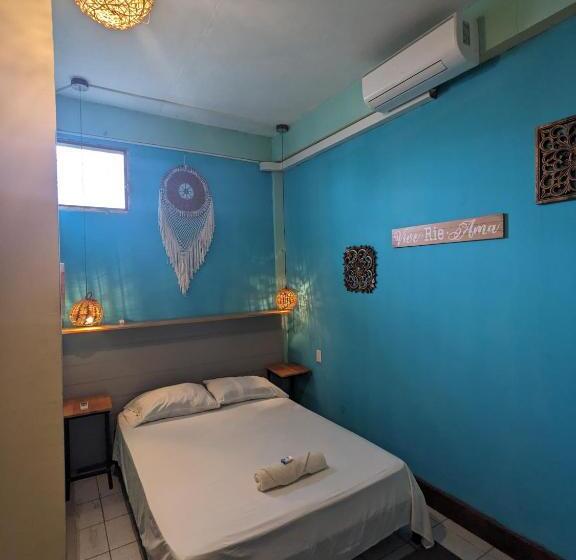 اتاق استاندارد, Kawoq Hostel