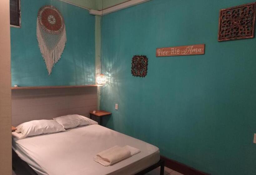 اتاق استاندارد, Kawoq Hostel