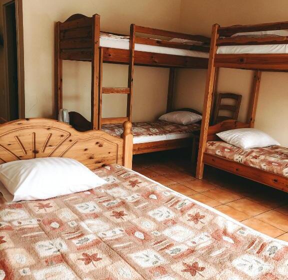 اتاق خانوادگی, Strenči Guesthouse