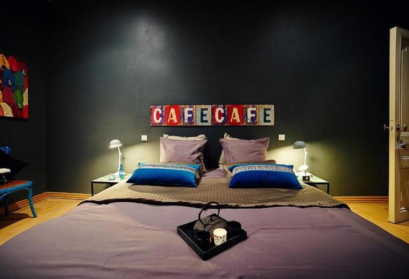 Номер Стандарт Вид на Сад, B&b Au Clair Obscur