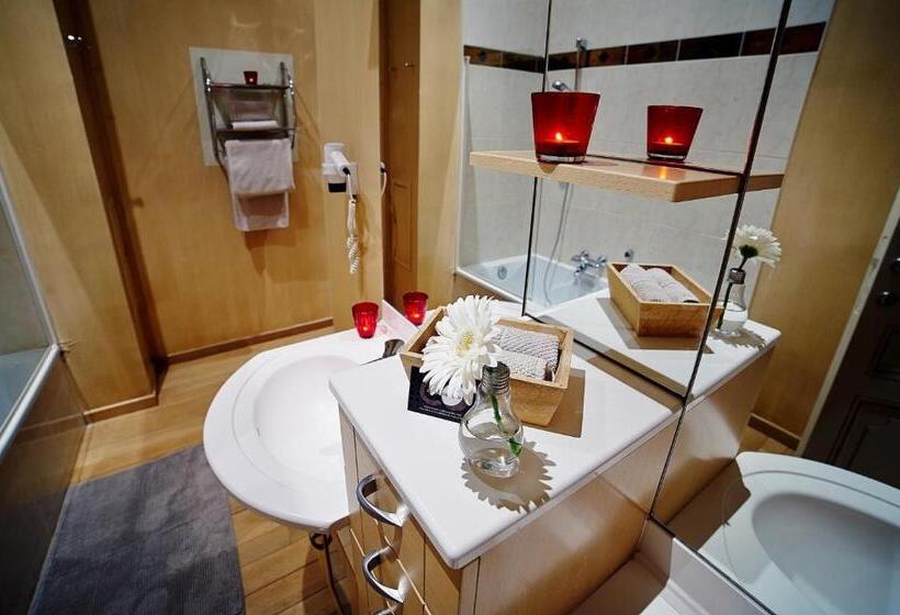 Номер Стандарт, B&b Au Clair Obscur