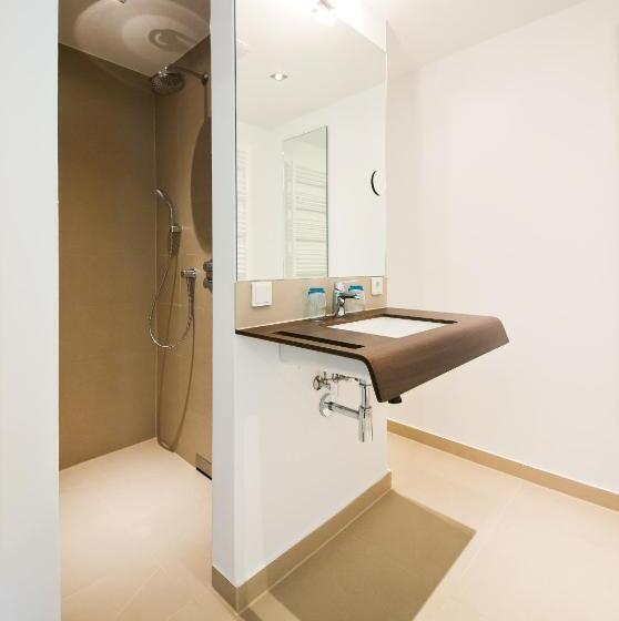 استودیوی استاندارد, Duhner Strandhus