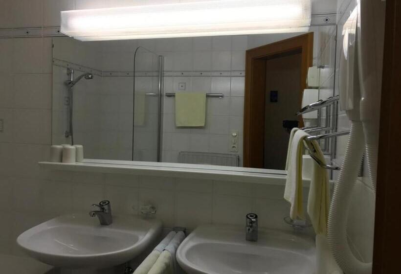 Апартаменты 2 Спальни с Балконом, Appartement Winter
