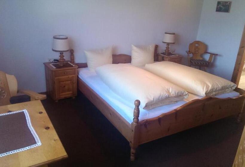 Семейный Номер, Pension Karolin