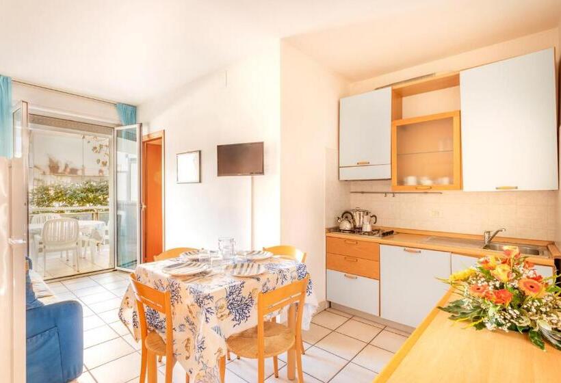آپارتمان 1 خوابه همکف, Residence Brezza Di Mare