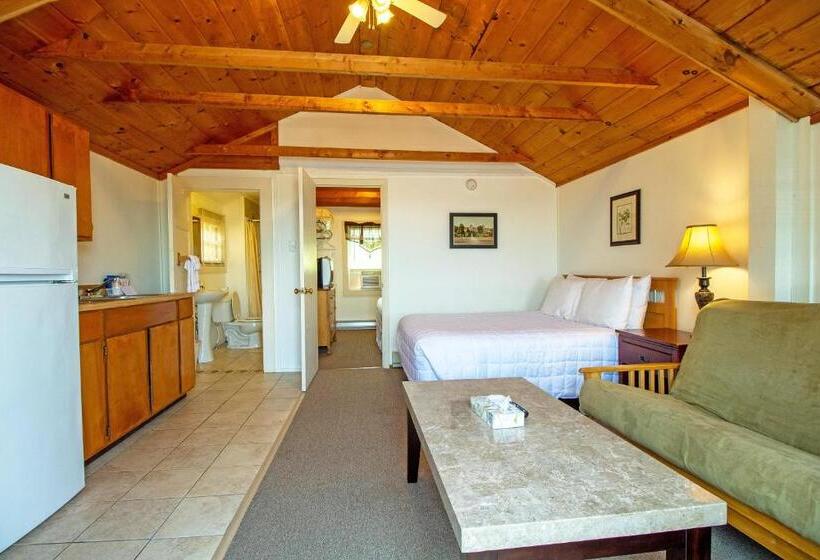 Семейный Номер, Half Moon Motel & Cottages