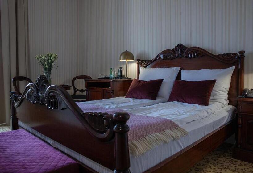 Номер Deluxe, Dębowy Biowellness & Spa Góry Sowie
