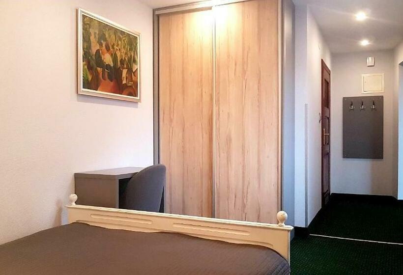 Четырехместный Номер Стандарт, Euro Apart