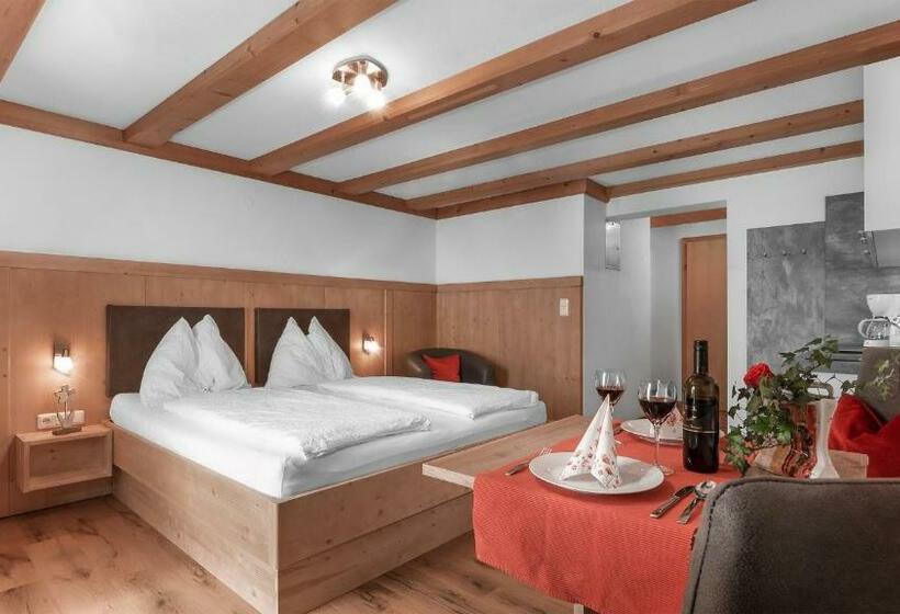 Студия Стандарт, Haus Regina
