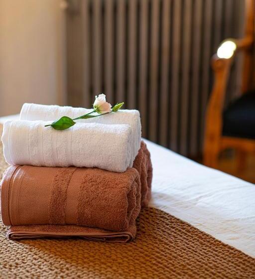 标准房带园景, La Fée Capucine   Chambres Et Table D Hôtes   Espace Bien être Et Massages