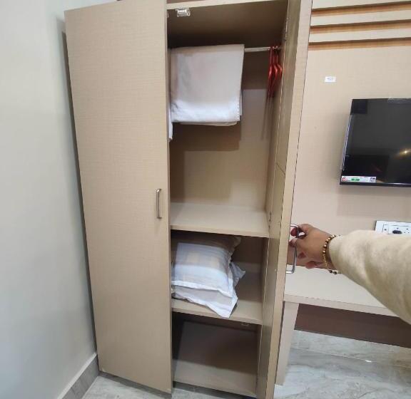 四人豪华间, Grace Inn Guest House, Near Airport And Ion Digital