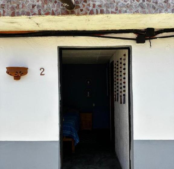 Номер Стандарт, B61 Hostal
