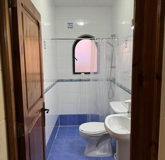 اتاق استاندارد سه تخته با چشم‌انداز استخر, Tal Bir Farmhouse