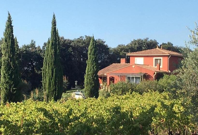 Номер Стандарт Вид на Сад, Domaine Des Lavarines