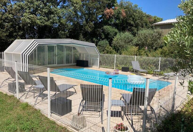 Вилла с 1 спальней и бассейном, Domaine Des Lavarines