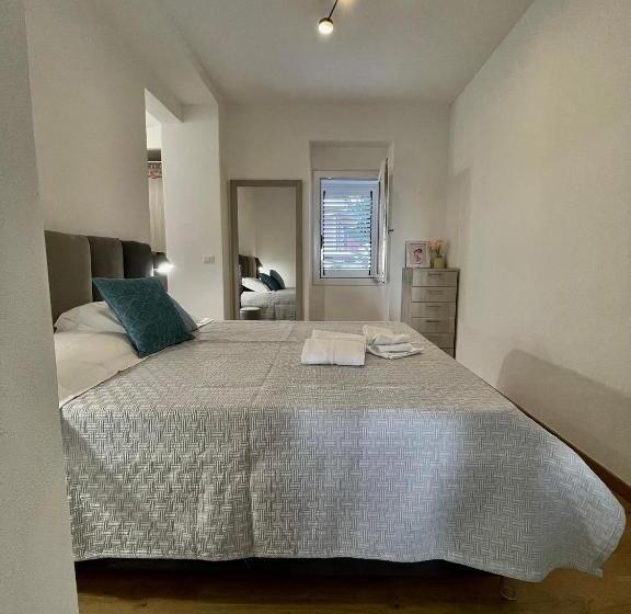 Номер Стандарт, Strenia Rooms