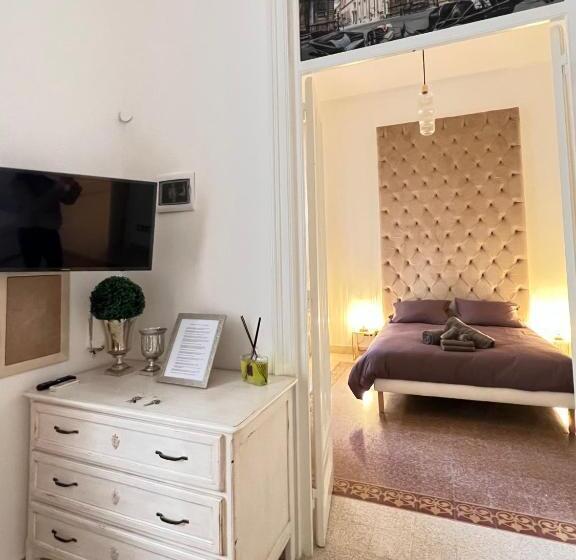 اتاق استاندارد با تخت بزرگ, Aristocasa B&b Luxury Rooms