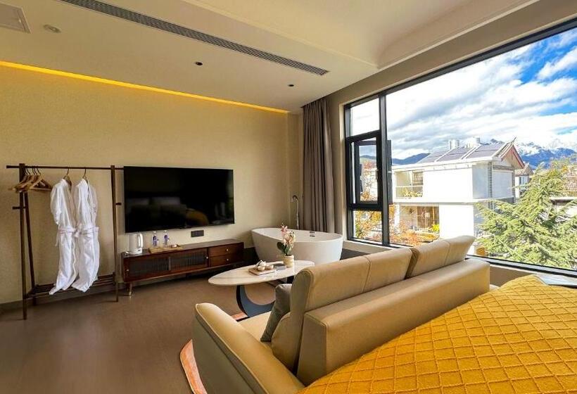 Стандартный Номер Кровать Кинг, Lijiang Painted Mountain Cloud House Boutique B&b