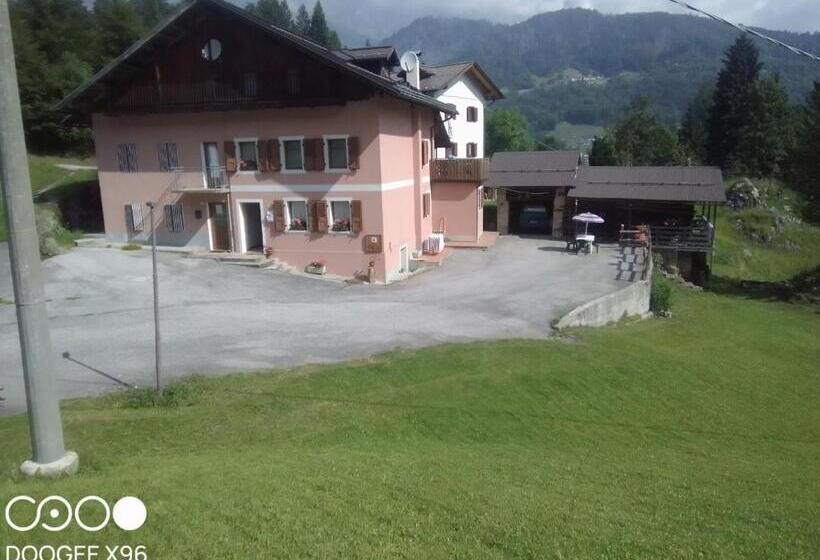 스탠다드 트리플 룸, B&b Sòt Al Piz
