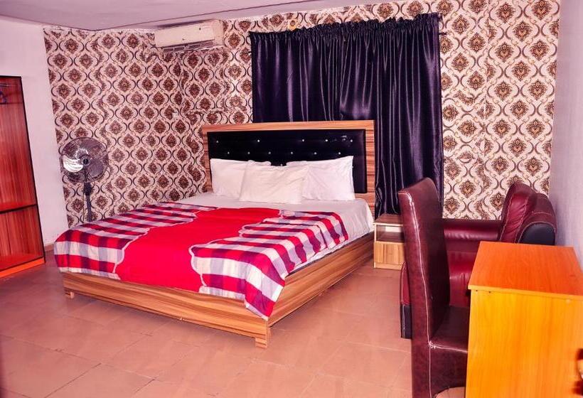 اتاق استاندارد با تخت بزرگ, Trending Place Hotel And Suites