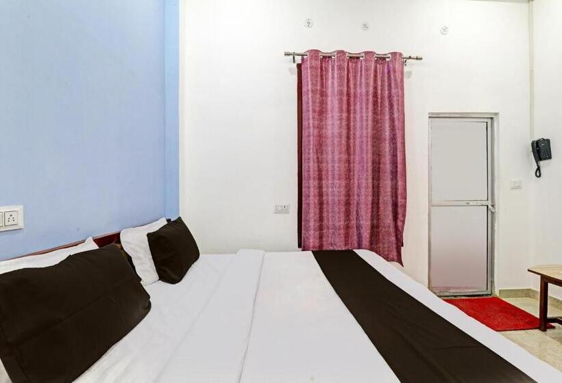 Трехместный Номер Классика, Oyo Flagship Hotel Vikas Inn