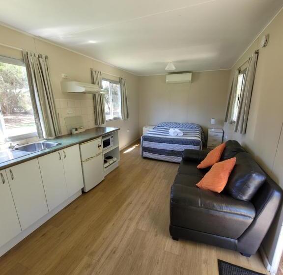 Quarto Estandar Vista Jardim, Mt Barker Holiday Park   Western Australia