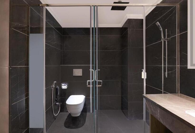 اتاق سوپریور با تخت بزرگ, Lemon Tree Hotel, Hisar