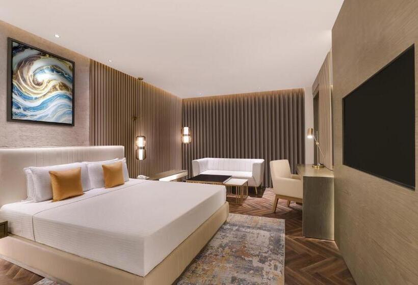 اتاق سوپریور با تخت بزرگ, Lemon Tree Hotel, Hisar