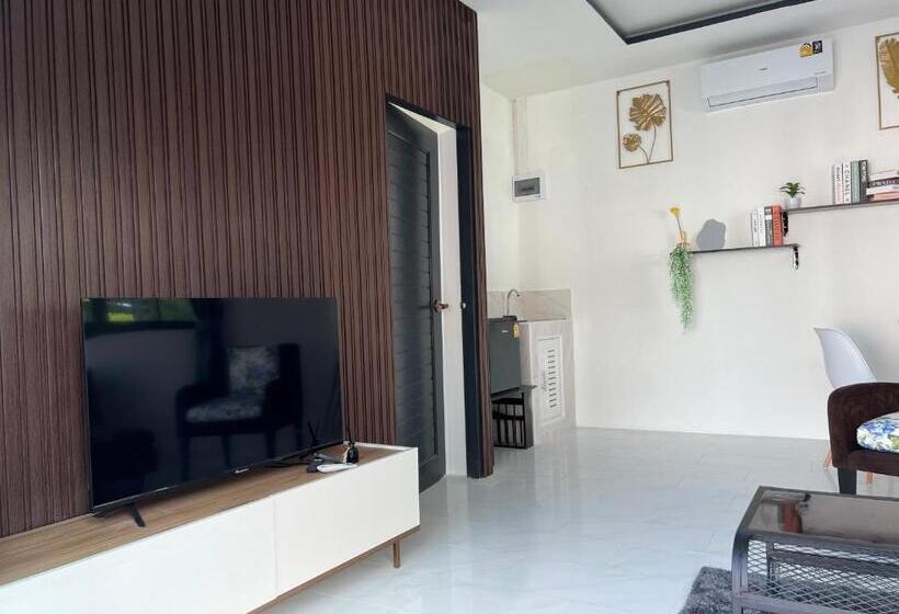 스탠다드 룸 풀장 전망, B.leaf Villa บีลีฟ วิลล่า