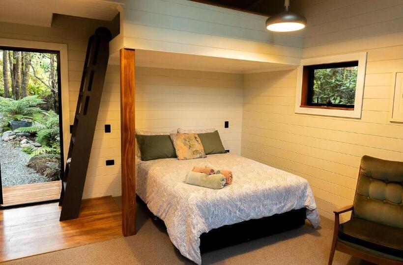 Люкс с Балконом, Te Aka Treehouse
