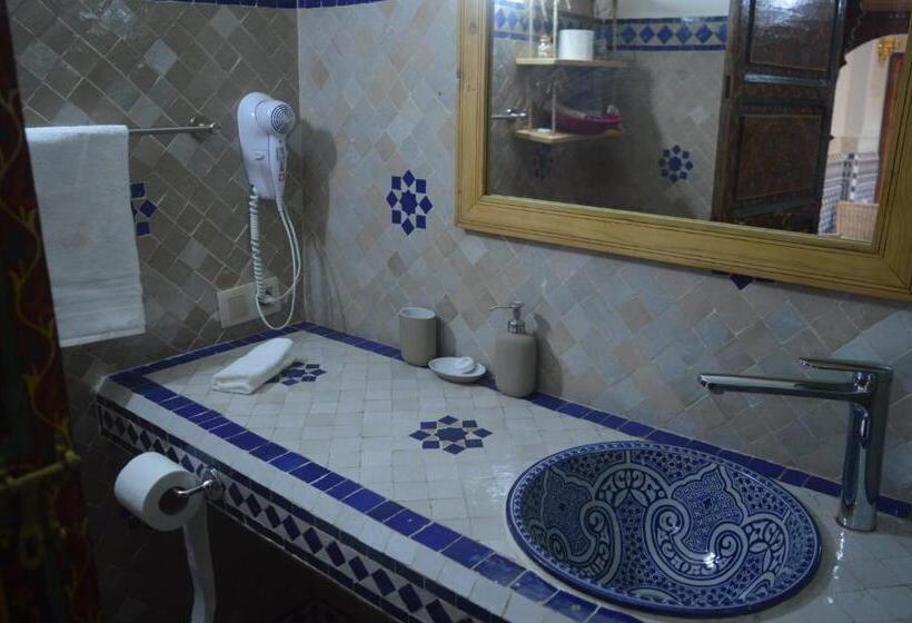 اتاق استاندارد با بالکن, Riad Noor Medina