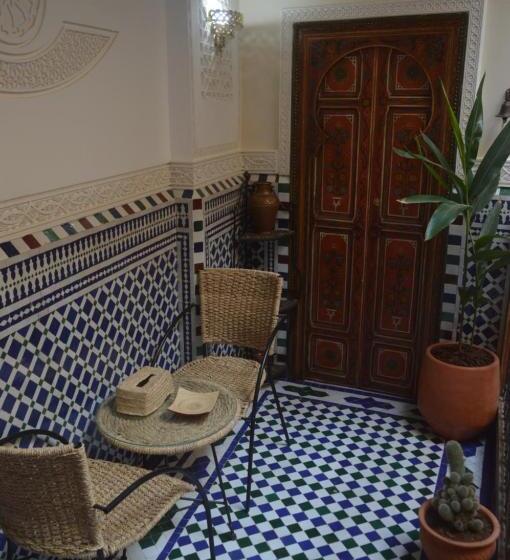 اتاق استاندارد با بالکن, Riad Noor Medina