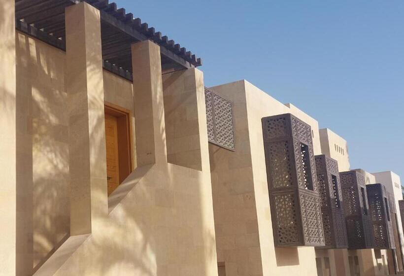 اتاق لوکس, Nayah Boutique Stays