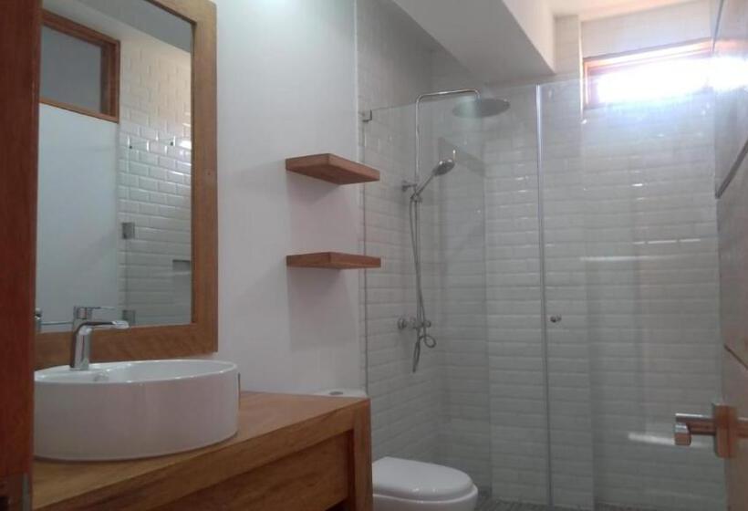 اتاق لوکس با بالکن و چشم‌انداز دریا, Punta Veleros Rooftop