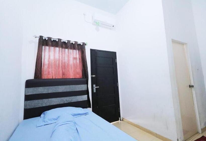 اتاق استاندارد, Spot On 93442 Widya Homestay Syariah