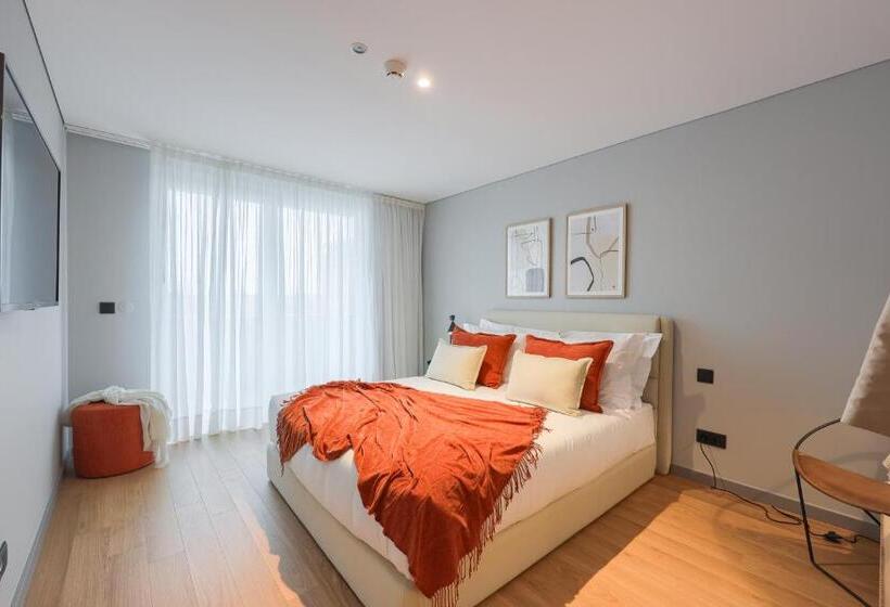استودیو استاندارد با بالکن, Nôma Living Icon Apartments