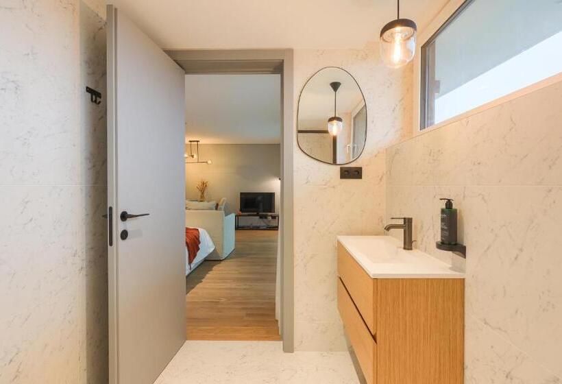 استودیوی استاندارد, Nôma Living Icon Apartments