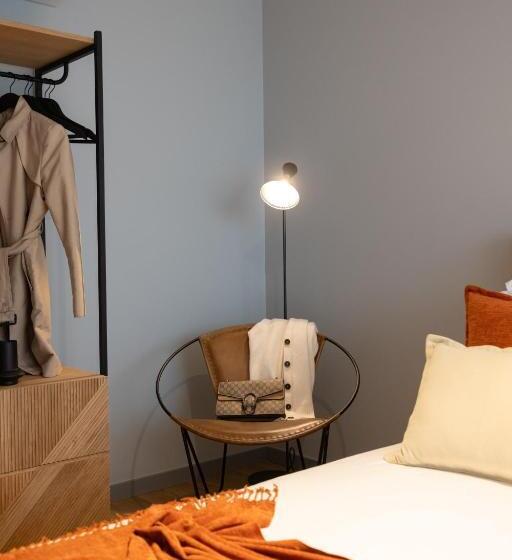استودیوی لوکس, Nôma Living Icon Apartments