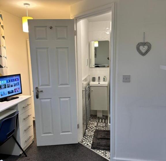 Номер Стандарт, Lovely Town House Room 4