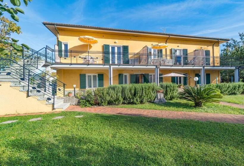 Студио Стандарт с Террасой, Residence Gli Olmi   Goelba