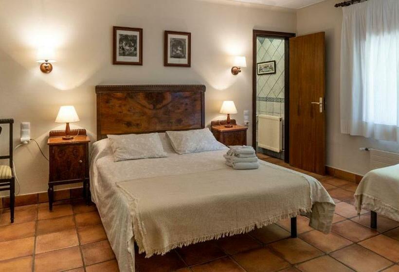 Quarto Triplo Estandar, Can Rosich