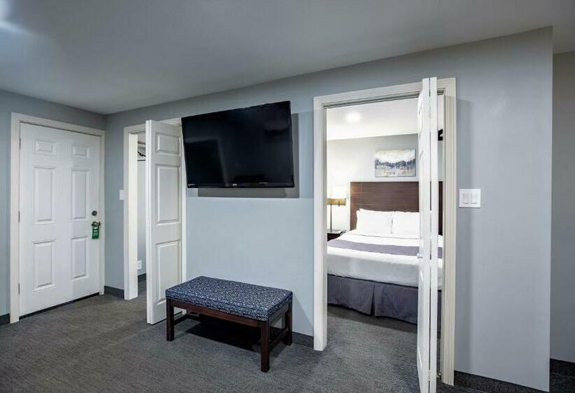 Suite Familiar, Mt Madison Inn & Suites