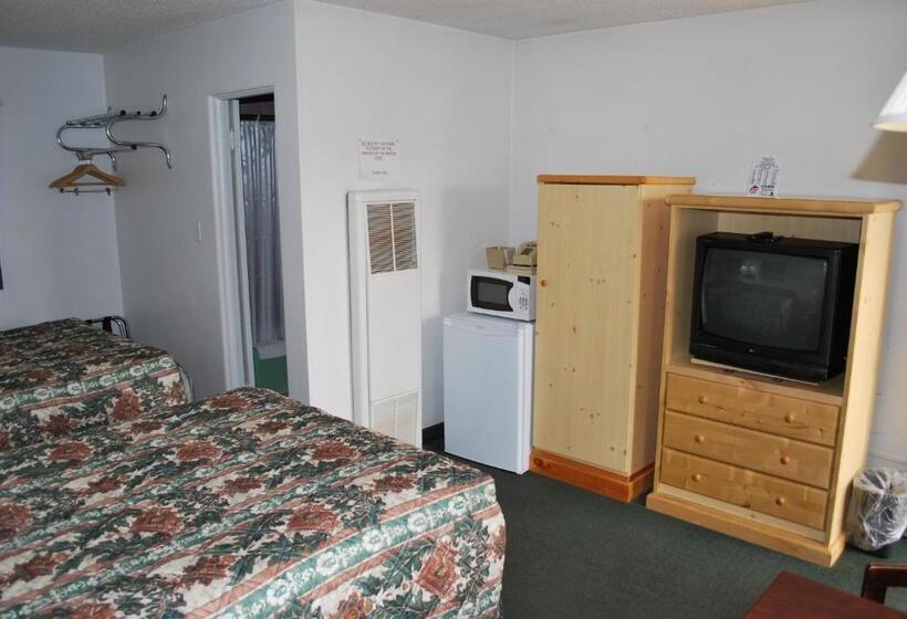 Номер Стандарт 2 Двуспальные Кровати, Plaza Inn