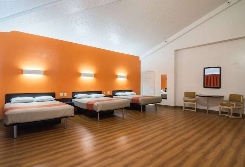 Номер Стандарт, Motel 6 Globe, Az