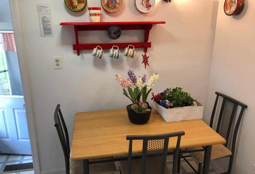 Дом 4 Спальни, Plantation Motel