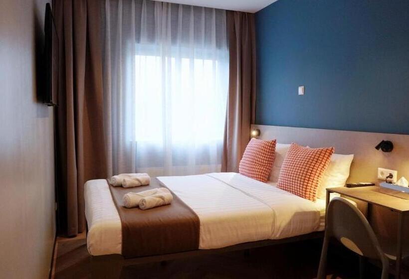 Quarto Estandar, Fogo Amsterdam